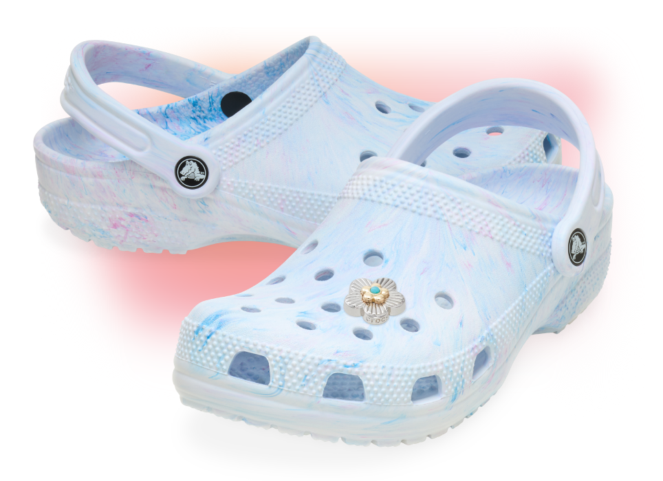 <span style="color: #0E7DBC;"> Watercolor Marbled Clog </span>